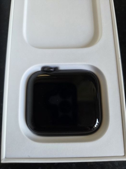 Apple watch se 2023