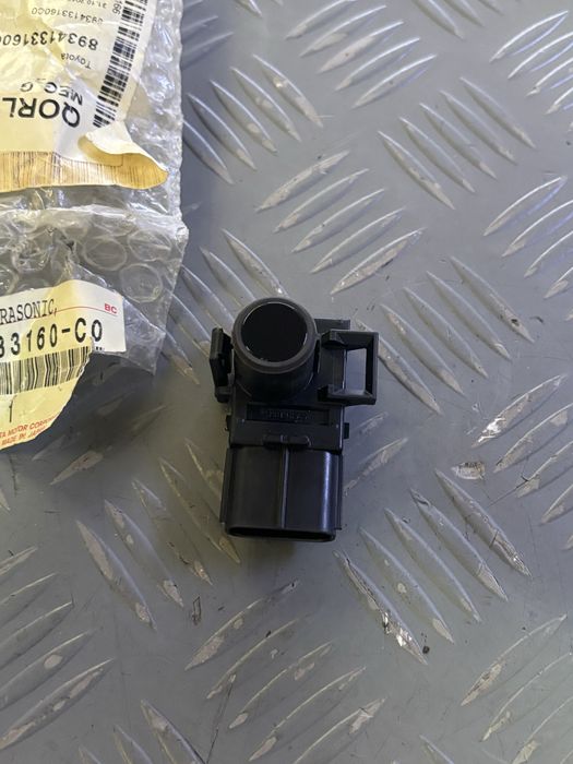 Парктронник передний камри 40-45 ланд крузер 200