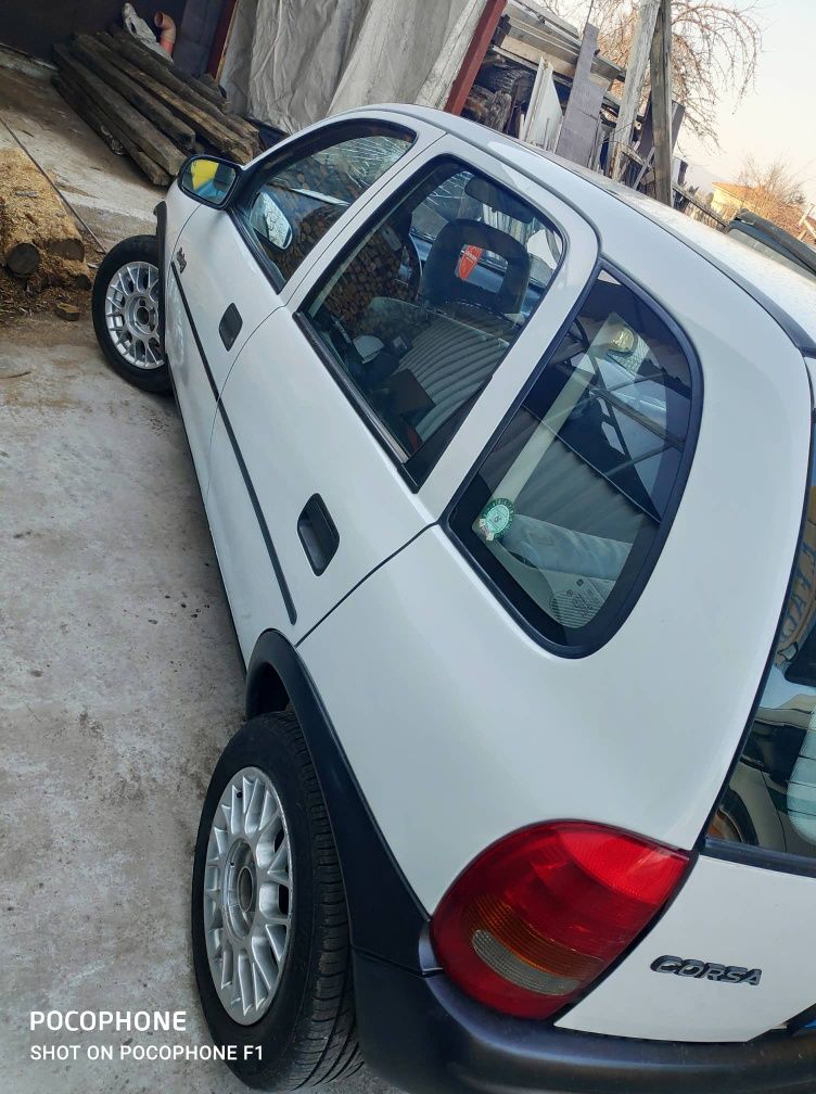 Opel Corsa на части