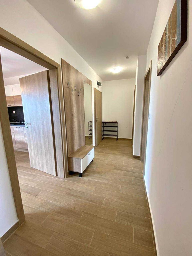 Продава се Тристаен апартамент в к.к. Слънчев бряг - 70 кв.м за 984 €/кв.м - Снимка #3