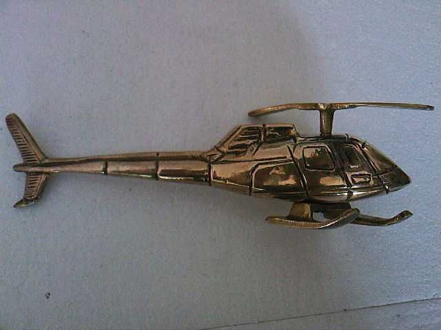 Elicopter vintage cu schiuri pentru zapada din alama, bronz, Anglia