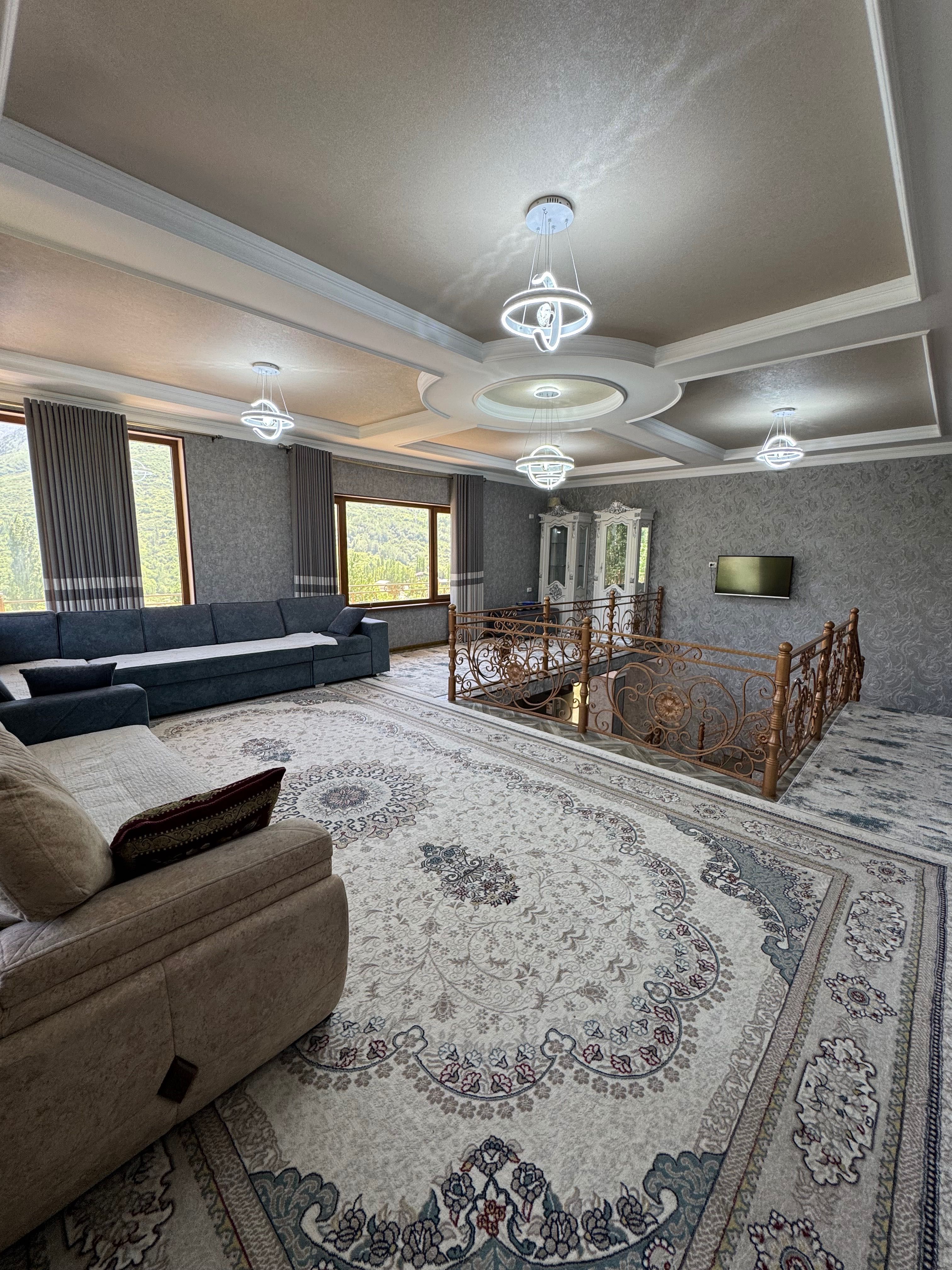 Dacha manzara toğyon bağrida oilaviy pokiza joy