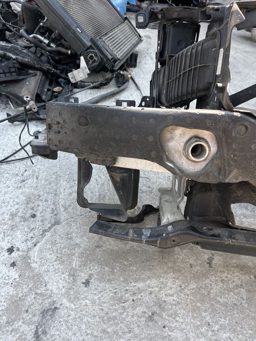 Очиларка бмв ф30 ф31 328и 340их bmw f30 f31 328i 340ix маска цяла