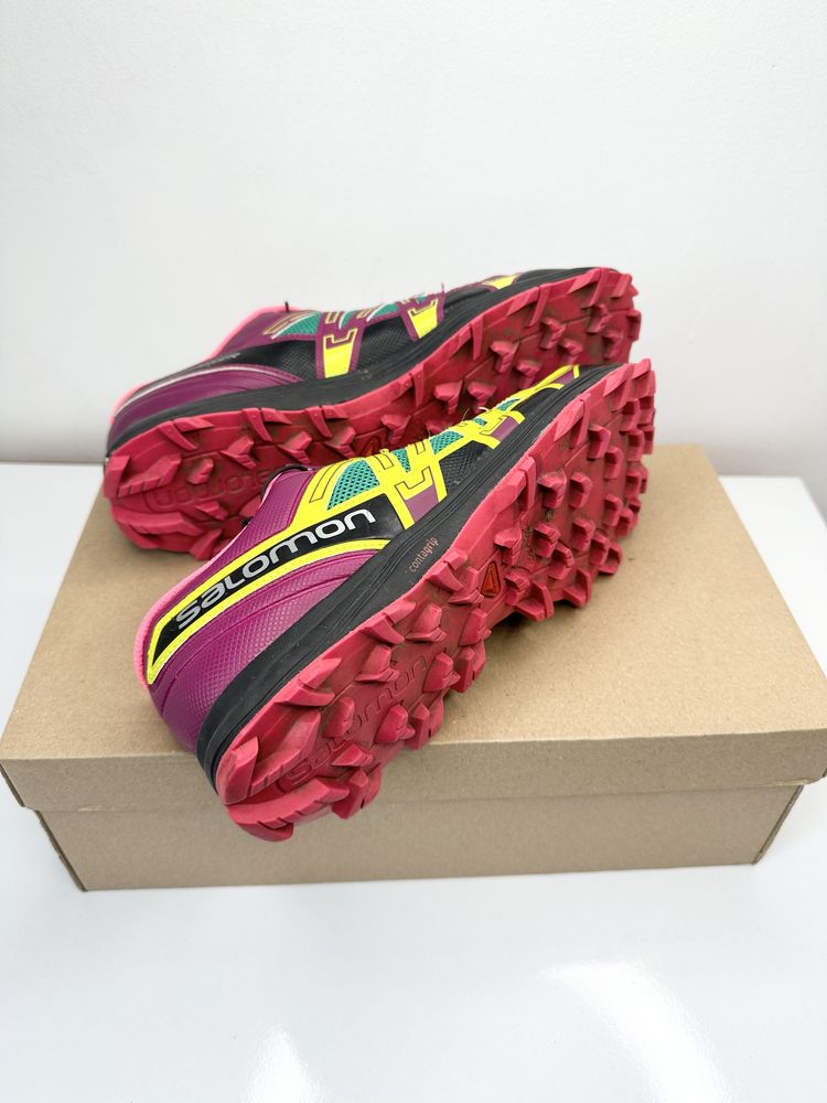 Salomon Speedcross  (40) Маратонки