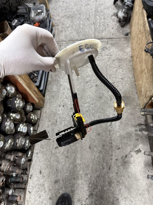 Plutitor pompa motorina bmw e60 e61 pompa transfer bmw e60 e61