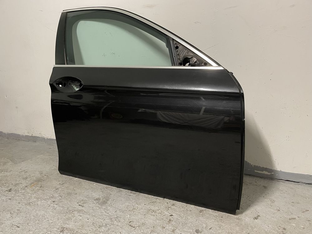 Usa farta dreapta BMW Seria 5 F10 F11 Culoare negru metalizat