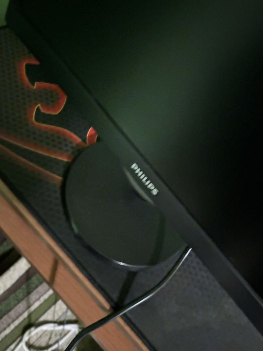 Монитор Philips 19 инча