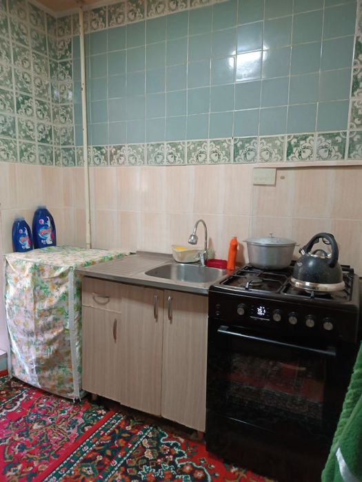 Uy sotiladi 3 mikrarayonda