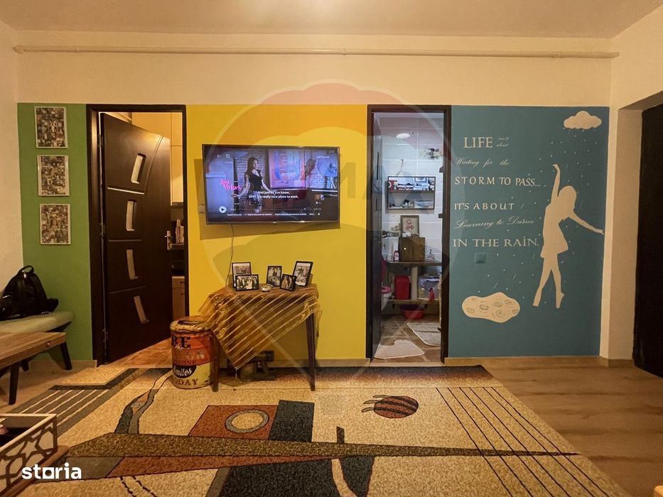 Apartament cu 2 camere de vânzare în zona Republicii