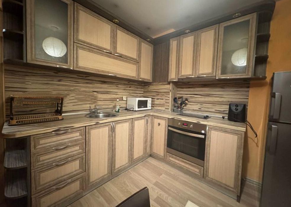 Двустаен, под наем, ж.к Младост 4