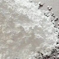 Дробилка производственная для помола соли и сахара.