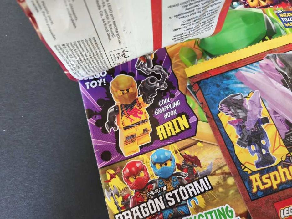 Revista Lego Ninjago nr. 128 cu 2 jucarii sigilate