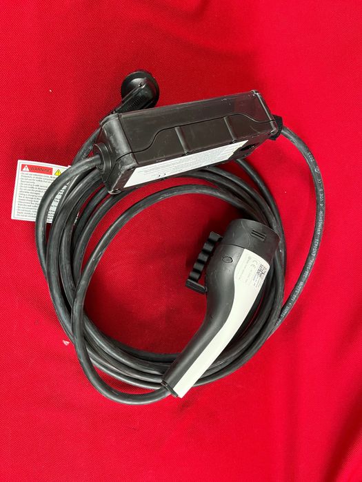 Оригинален Hyundai КИА Кабел за зареждане Шуко 220V Type 2 91996-GI030