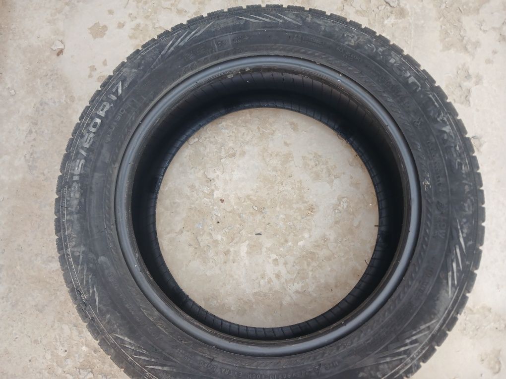 Комплект зимних шин 215/60 R17