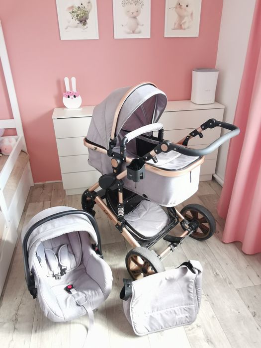 Продам коляску трансформер с автокреслом