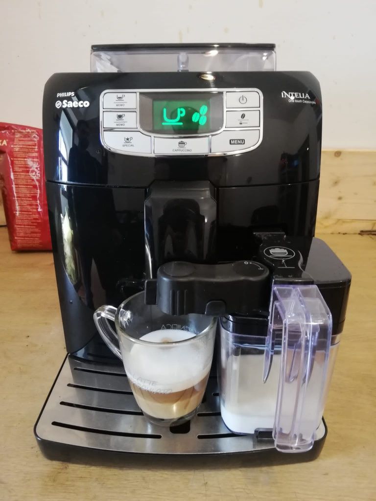 Aparate de cafea Espressoare Delonghi Saeco Philips Expresor