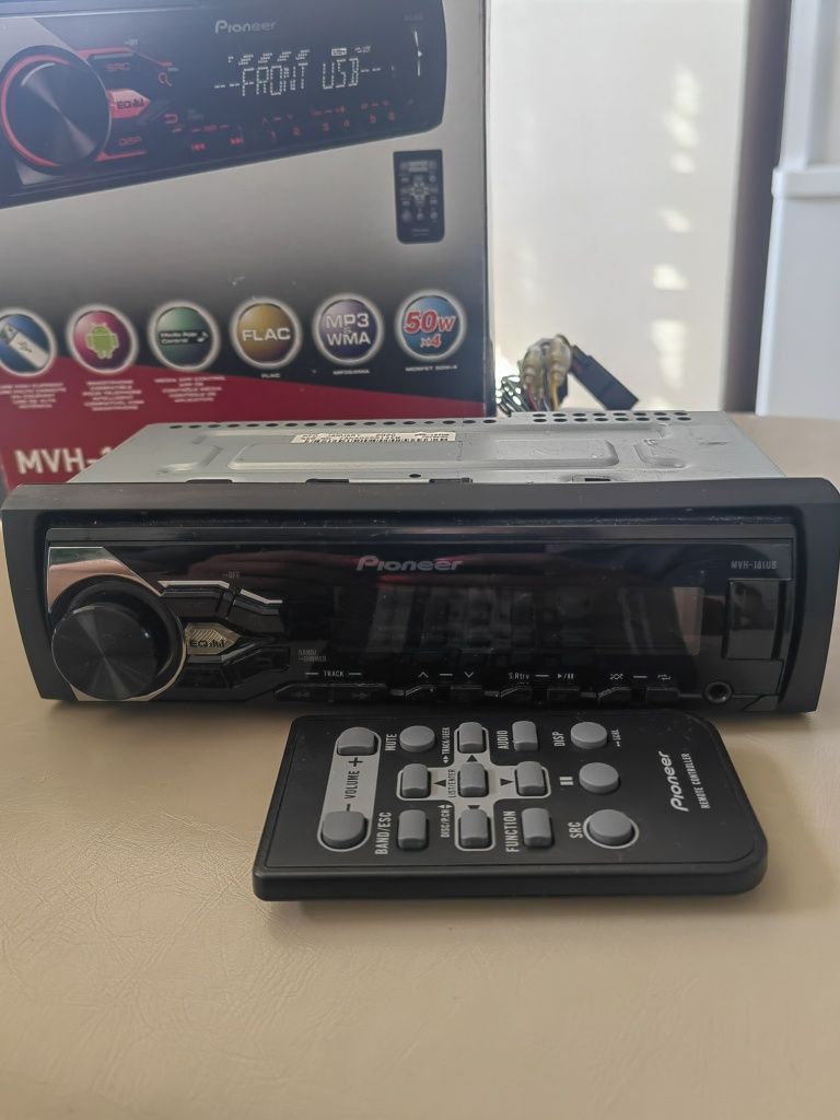 Аудио плейер Pioneer MHV 181UB 4 X 50 W, USB