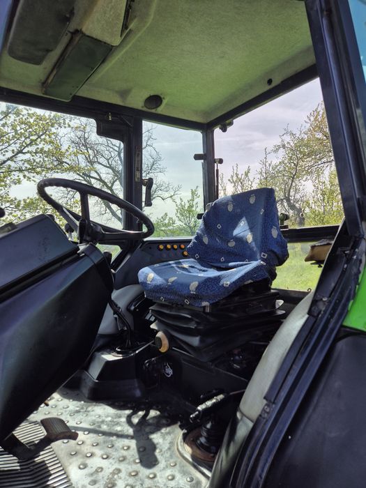 Tractor cu incarcator frontal Deutz Fahr DX 3.65