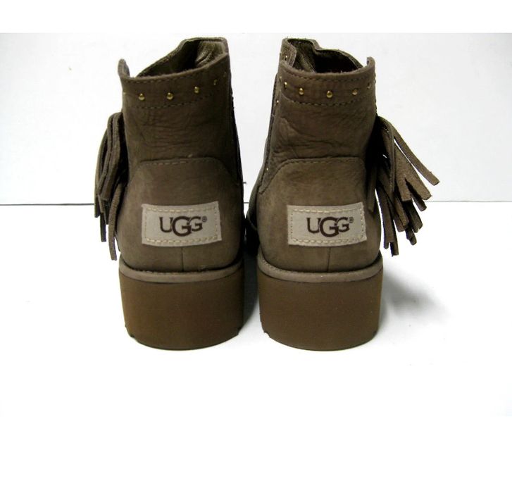 UGG-нови боти
