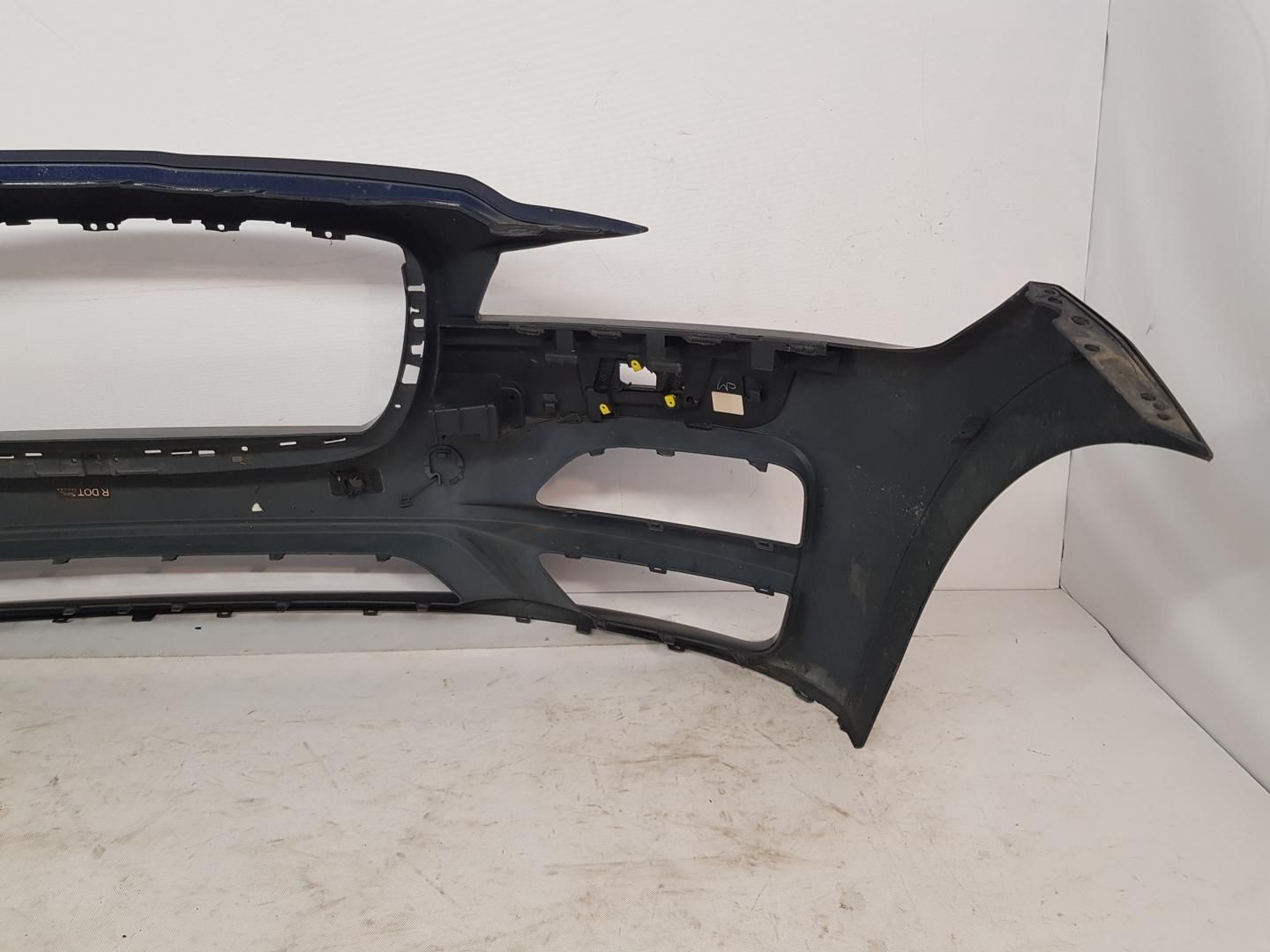 Bara fata Jaguar F Pace X761