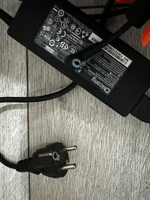 Încărcător laptop Chicony 19V 4.74A (90W)