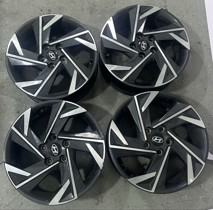 Продам оригинальные диски R17 c Elantra CN7(2024г).
