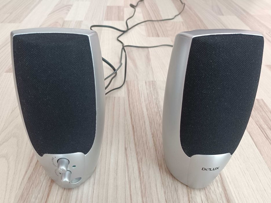 Тонколонки за компютър - Delux