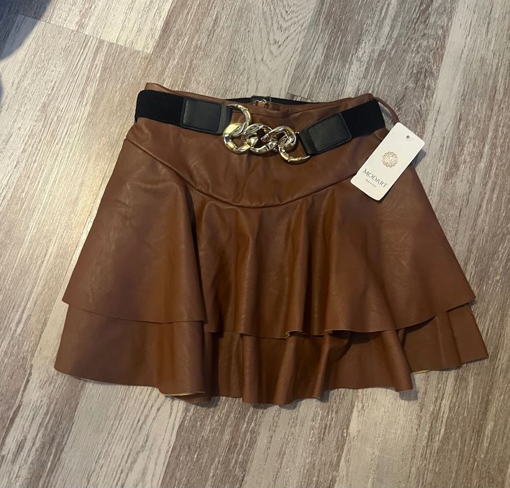 Кожени поли и панталонки