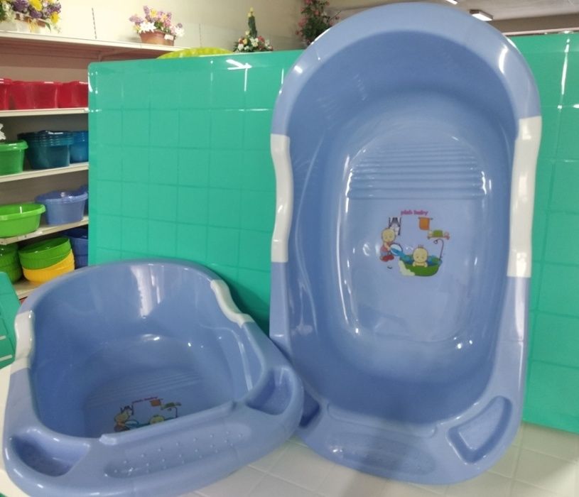 Новая! Ванночка для купания детей.  Отличное качество!