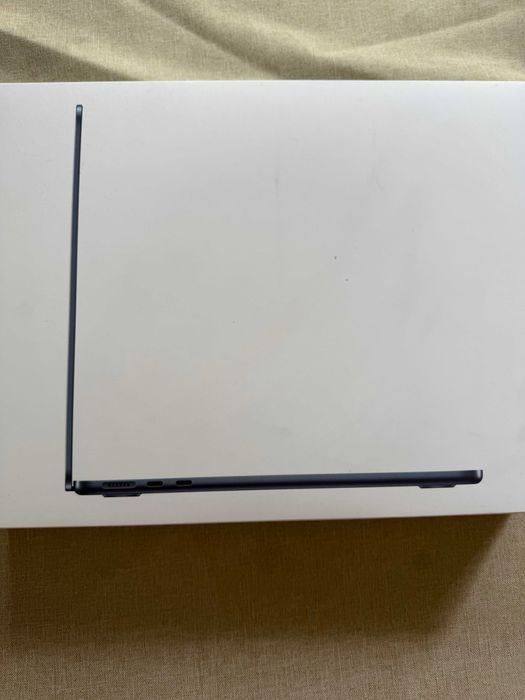 Macbook air М3 13, 256 gb, ram 8, капацитет на батерията 95 %, година 2024 — миниатюра 3