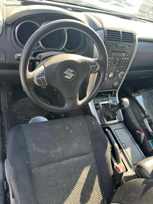 Suzuki Grand Vitara 2.0i