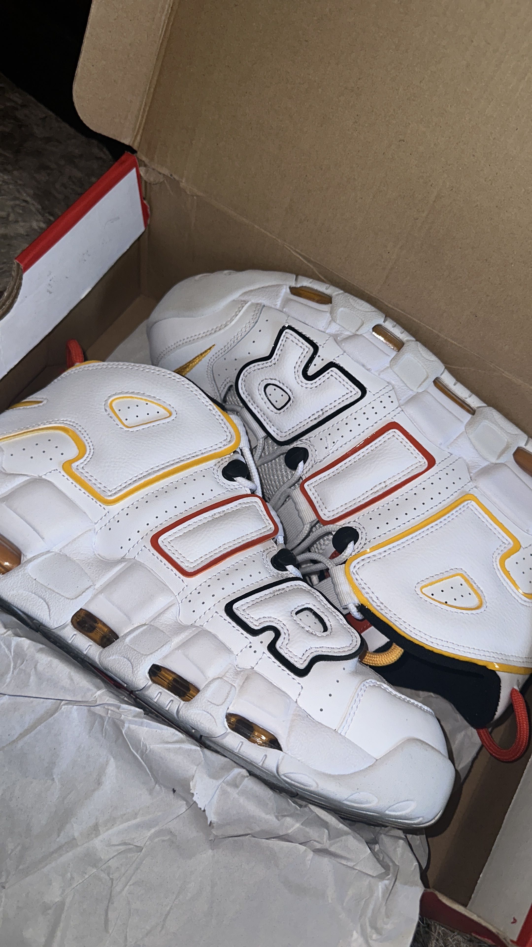 Nike uptempo raygun