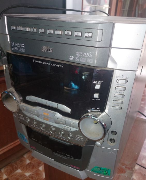 Муз.Центр На Запчасти.