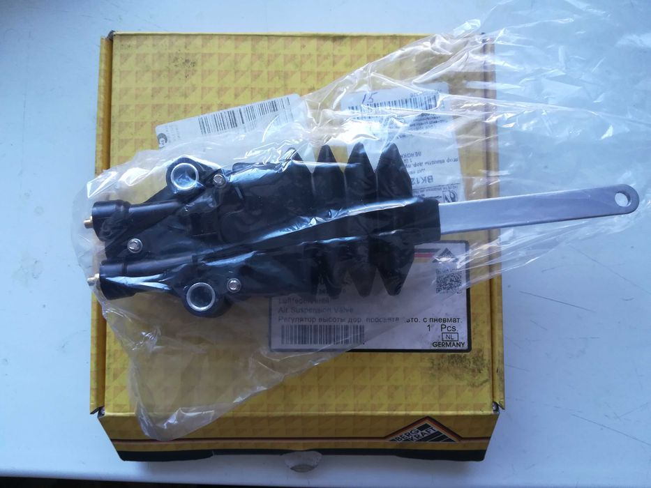 Продам недорого новые з/ч для DAF 95, 95XF, XF95.