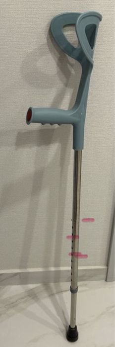 Трость сатылады подлокотникпен