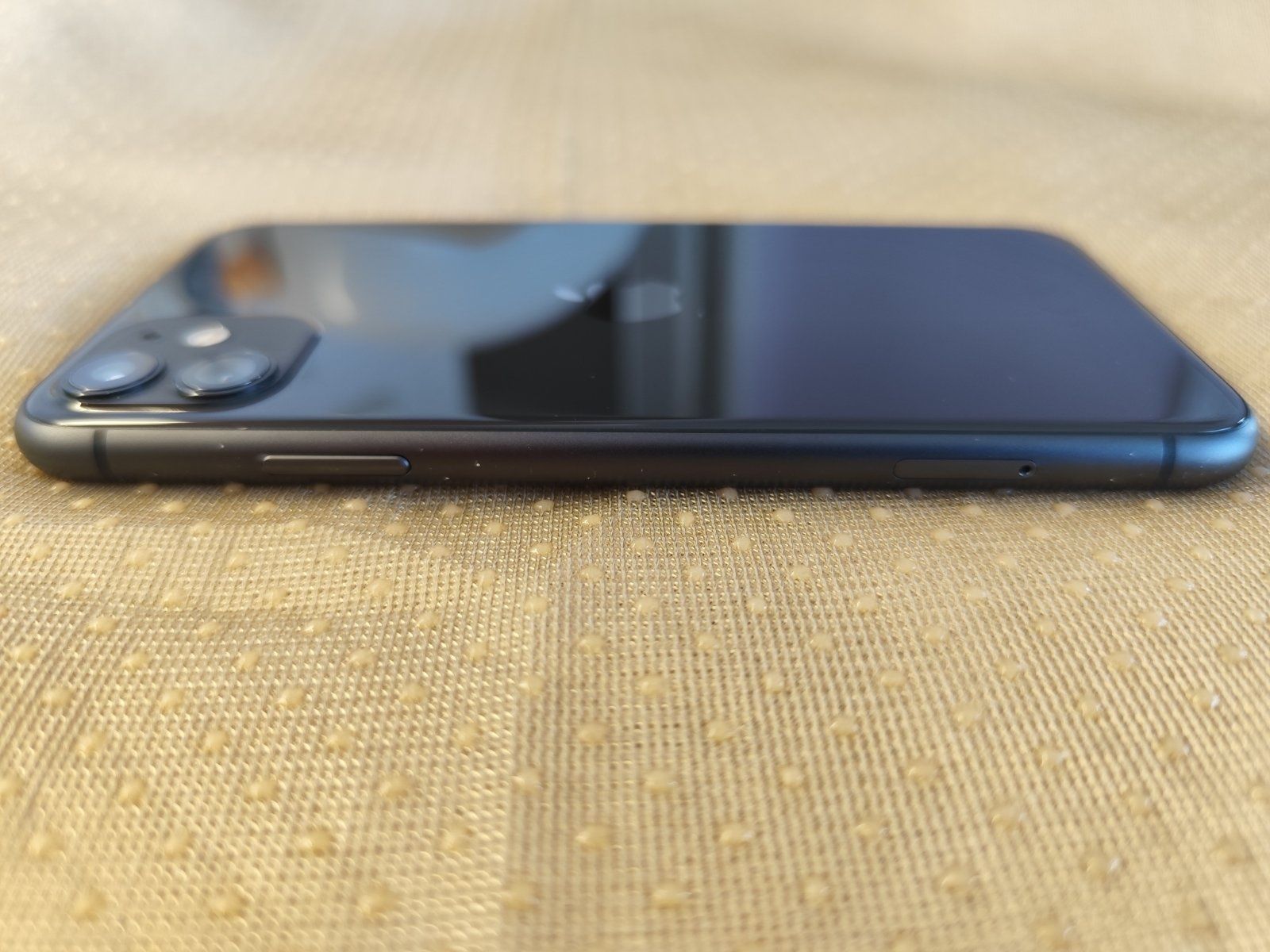 iPhone 11, 128 памет