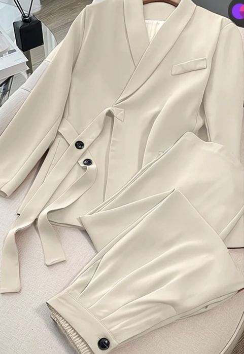 Брючный костюм , двойка