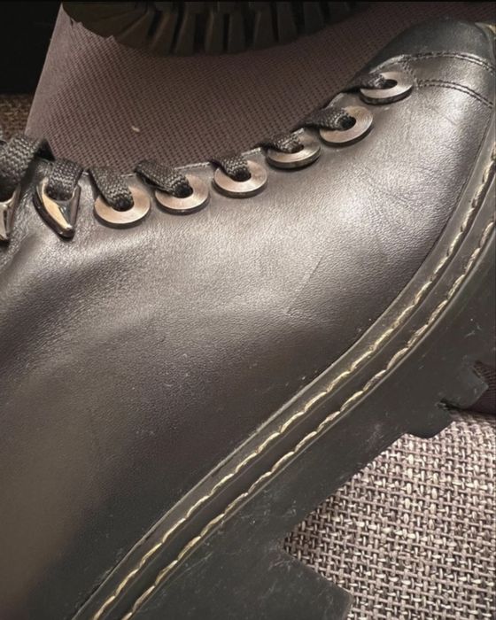 Ghete Luca di Gioia din piele