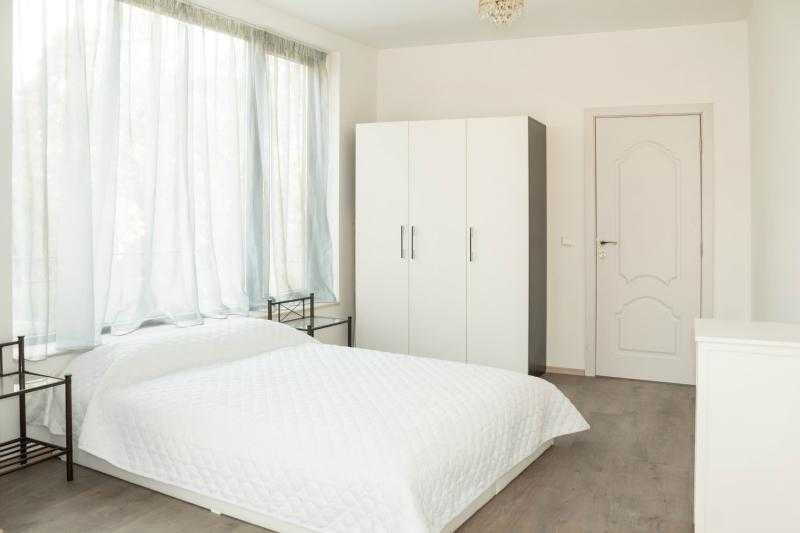 Бутиков двустаен апартамент в Центъра