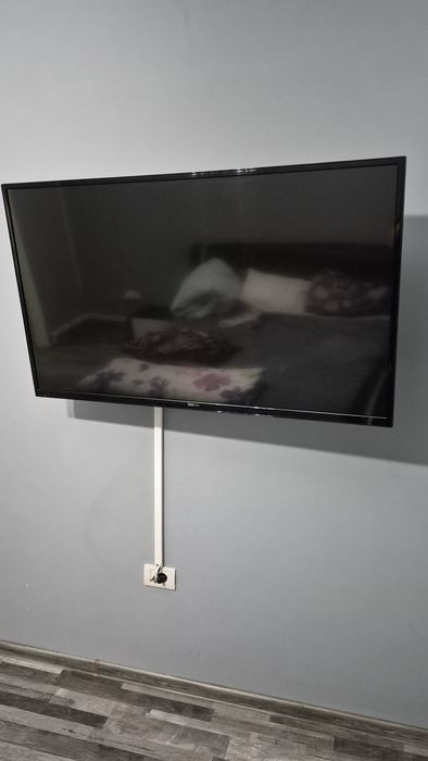 Televizor TV 4K UHD smart TeleTech 126 cm