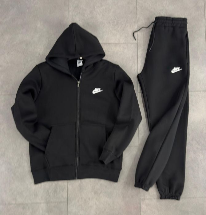 Нова колекция мъжки екипи Nike Tech Fleece!