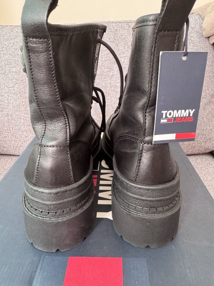 Боти Tommy Hilfiger 38 номер