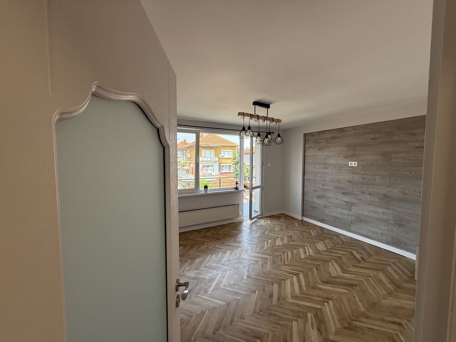 Дава се под наем Етаж от къща в Берковица - 100 кв.м за 119000 € - Снимка #10