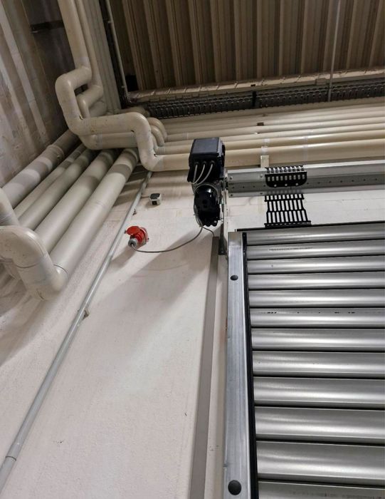 USA RULOU INDUSTRIALA garaj hala H 470 x L 470 Teckentrup