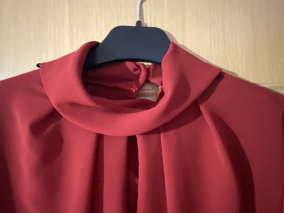 Vând cămașă elegantă