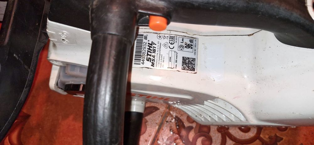 Sthil 161 t cu acumulator de 300