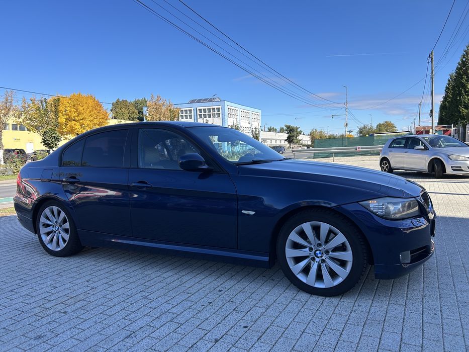 BMW E90 LCI 2011