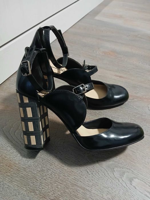 Италиаски кожени обувки 39