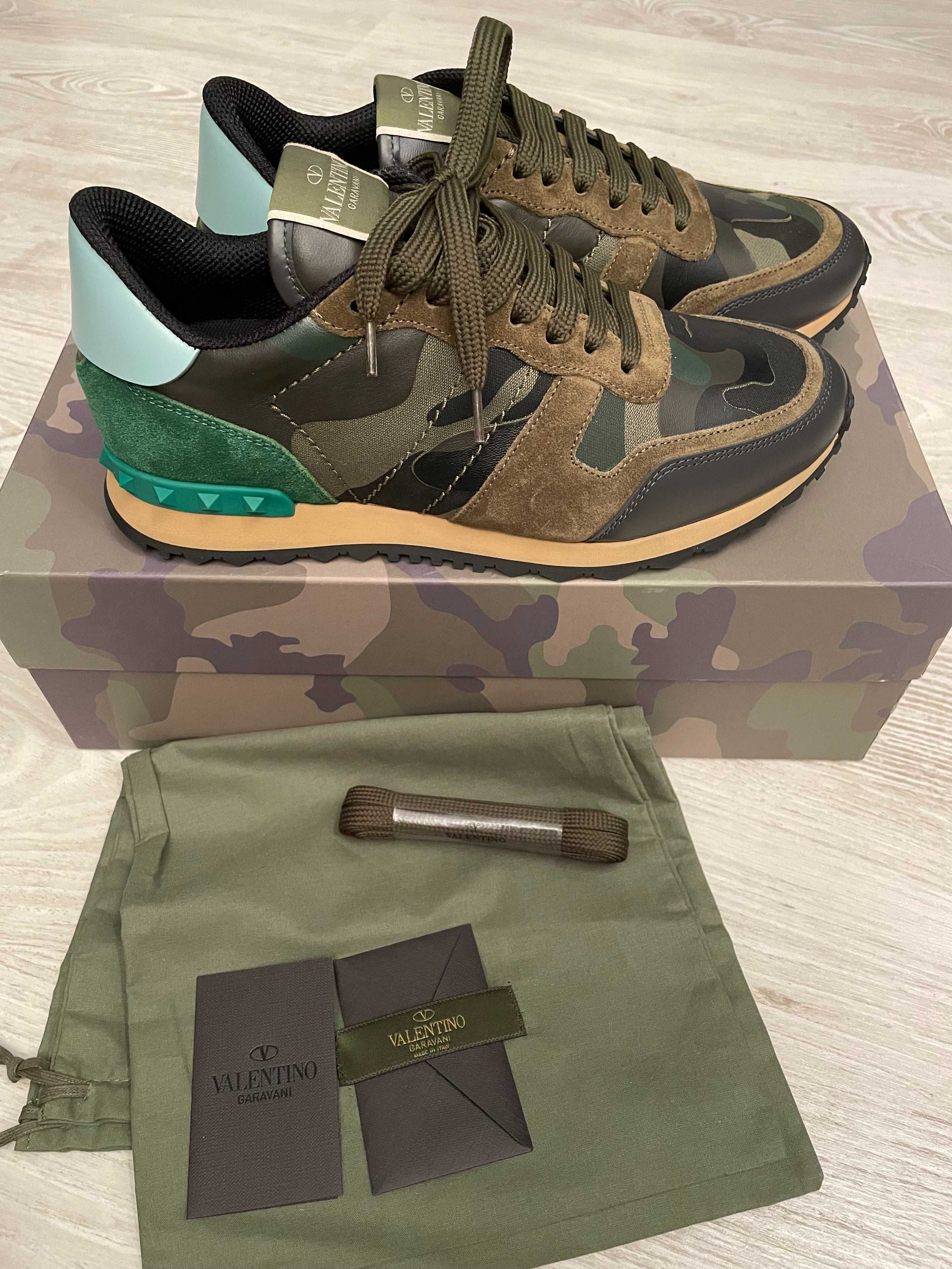 Valentino 44 sneakers, originali, full box, retail 580 euro