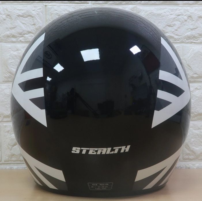 Каска за скутер Stealth ECE 22.06